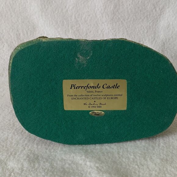 RARE Danbury Mint Pierrefonds Castle of the Enchanted Castles of Europe Series - Picture 5 of 14